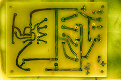 Etching of electronic circuit